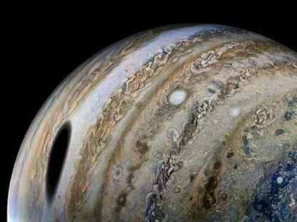 المركبة "جونو" تكشف: كوكب المشترى أصغر قليلاً من الحسابات السابقة