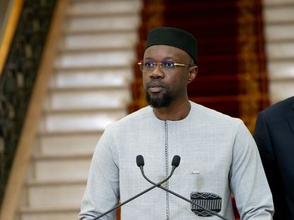 بعد النيجر ومالي وبوركينا فاسو.. السنغال تلمح لإغلاق القواعد العسكرية الفرنسية