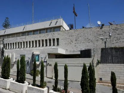 بريطانيا تلوح بطرد دبلوماسيين إسرائيليين حال إغلاق قنصليتها في القدس الشرقية