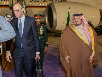 المستشار الألماني يصل إلى الرياض في زيارة رسمية