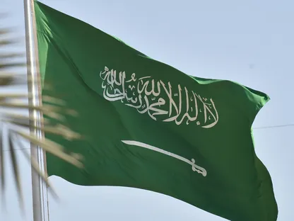 السعودية تدين الاعتداءات على سفارة الإمارات في دمشق