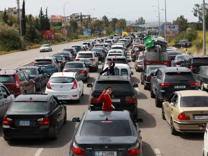 لبنان.. النازحون يبدأون رحلة العودة مع سريان وقف النار وسط تحذيرات من خروقات إسرائيلية