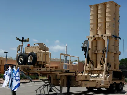 صاروخ اعتراضي من طراز  "آرو-3" معروض في قيادة الدفاع الجوي الإسرائيلية - 12 مايو 2011 - REUTERS