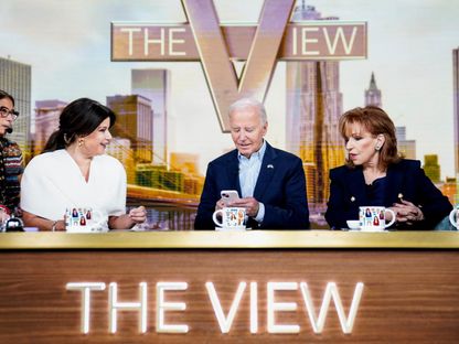 الرئيس الأميركي جو بايدن خلال مقابلة حية مع برنامج The View على قناة ABC NEWS في نيويورك. 25 سبتمبر 2024 - Reuters