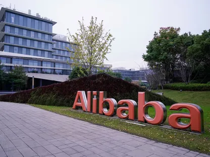 صعود لافت: تطبيق "LingGuang" يجذب ملايين المستخدمين في الصين