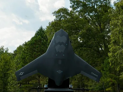 تقلع وتهبط عمودياً.. أميركا تكشف عن مسيّرة متعددة المهام