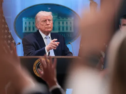 انفراجة في حرب إيران.. ترمب يعلن تفاصيل اتفاق وقف إطلاق النار