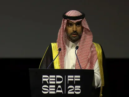 وزير الثقافة السعودي: "البحر الأحمر" ساهم في تمكين الشباب وتعزيز حضور المملكة السينمائي