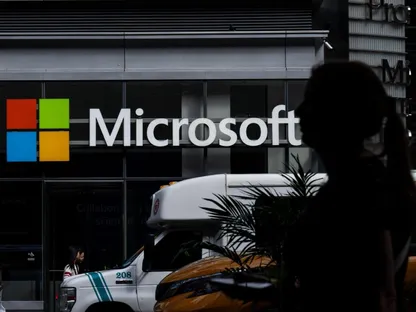 علامة مايكروسوفت تظهر على أحد مقارها في نيويورك بالولايات المتحدة. 22 يوليو 2025 - Bloomberg