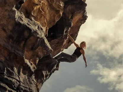 Apex.. مشروع فيلم كبير تهدره التسلية