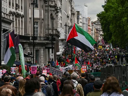 تظاهرات حاشدة في لندن ضد الهجرة وتضامناً مع الفلسطينيين