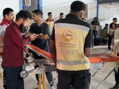 مركز طبي في حالة تأهب مع تصاعد الاشتباكات في طرابلس. 12 مايو 2025 - facebook/LibyanNewsAgencyLana