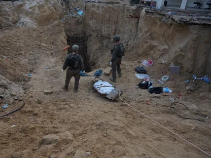 حرب غزة.. الجيش الإسرائيلي يعلن سقوط 5 جنود بشمال القطاع