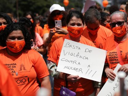 مسيرة تندد بالعنف ضد المرأة في ساو باولو، البرازيل. 5 ديسمبر 2021 - REUTERS