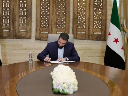سوريا.. الشرع يجري تعديلاً وزارياً في الإعلام والزراعة