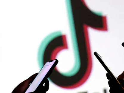 "تيك توك".. "أوراكل" تتولى تأمين خوارزمية جديدة للتطبيق في أميركا