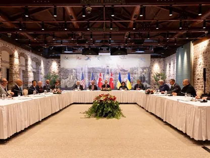 روسيا وأوكرانيا تبحثان لأول مرة إنهاء الحرب.. وترمب: سألتقي بوتين "بمجرد ترتيب الأمر"