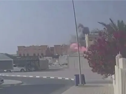 لقطات من كاميرات المراقبة تظهر الضربات الإسرائيلية على مقر اجتماع قادة حماس في العاصمة القطرية الدوحة. 9 سبتمبر 2025 - REUTERS