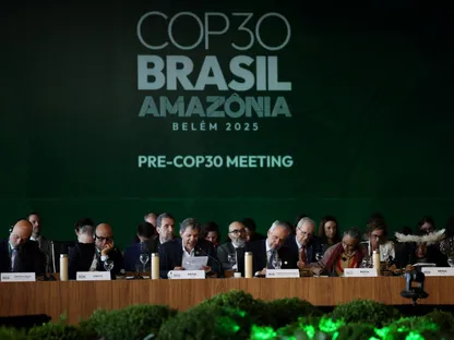 جانب من الاجتماعات التحضيرية لقمة المناخ COP30 في البرازيل. 13 أكتوبر 2025 - Reuters