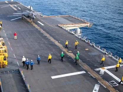 تقرير: البنتاجون يرسل آلاف الجنود الإضافيين إلى الشرق الأوسط مع تصعيد ترمب للضغوط على إيران