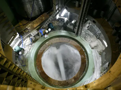 مفاعل بوشهر.. رحلة أول محطة للطاقة النووية في إيران