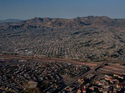 ليزر مضاد للطائرات المسيرة يربك رحلات مطار  أميركي على حدود المكسيك