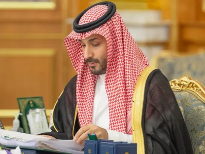 ولي العهد السعودي يجري اتصالات مع قادة 3 دول.. وإدانات لاعتداءات الحوثيين