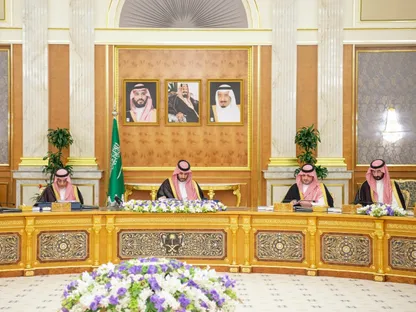 مجلس الوزراء السعودي يدين استمرار "الاعتداءات الحوثية الآثمة" على المملكة