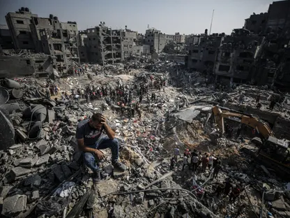 البيت الأبيض يبحث إقرار "فترات هدنة" في غزة.. وبلينكن يدعو لحماية أكبر للمدنيين