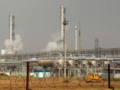 المجر وسلوفاكيا تهددان بقطع إمدادات الكهرباء عن أوكرانيا.. وكييف: نرفض الابتزاز