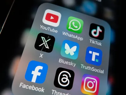 ميتا وتيك توك وسناب شات وجوجل أمام القضاء.. معركة بشأن إدمان المنصات
