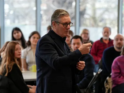 ستارمر يتعهد بتجاوز "محنة إبستين": "سنخرج منها سالمين"