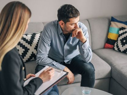 الاكتئاب 4 نصائح لكبح اضطراب مزاجي يؤثر على التفكير والسلوك