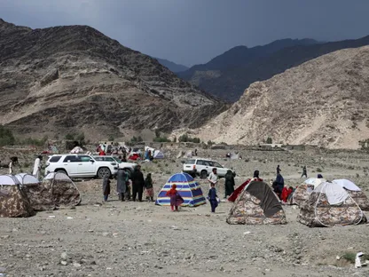 خيام تؤوي الأشخاص المتضررين من الزلزال في منطقة نورغال بولاية كونار في أفغانستان. 5 سبتمبر 2025 - Reuters