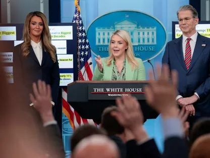 البيت الأبيض: محادثات إيران مثمرة ومستمرة.. وإسلام آباد قد تستضيف جولة مقبلة