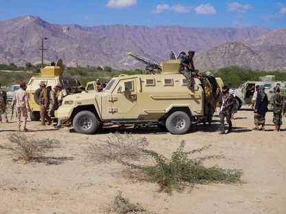 دعوات عربية وإسلامية لوقف التصعيد العسكري في اليمن ودعم القيادة الشرعية