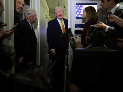 ترمب يصعّد ضد إيران وكولومبيا وكوبا والمكسيك.. وهذا ما يريده من فنزويلا