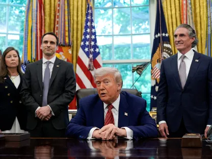 ترمب: المحادثات التجارية مع الاتحاد الأوروبي بطيئة ولا أتطلع لاتفاق