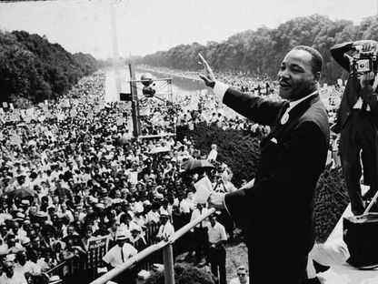 مارتن لوثر كينغ في خطاب جماهيري عام 1963 في واشنطن - Getty Images