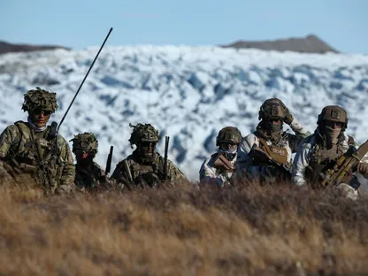 مهمة "الحارس القطبي".. مقترح أوروبي لكبح طموحات ترمب في جرينلاند