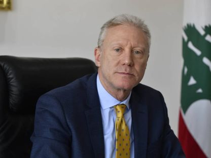 وزير الخارجية وشؤون المغتربين اللبناني يوسف رجي.10 أبريل 2025 - صحيفة الشرق الأوسط