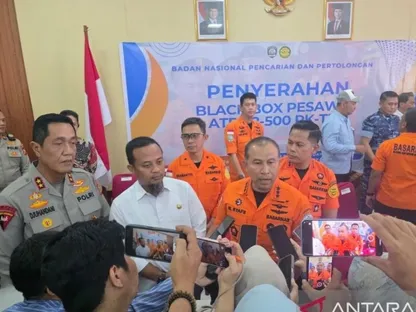 إندونيسيا.. العثور على جثامين 10 أشخاص بعد أسبوع على فقد وتحطم طائرة