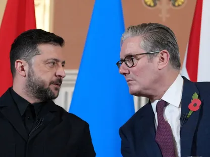 ستارمر قبل زيارة لزيلينسكي: حرب إيران يجب ألا تتحول إلى مكسب لبوتين