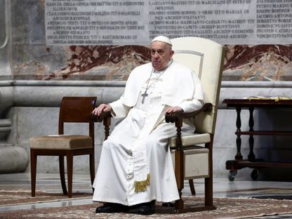 البابا فرانسيس في كاتدرائية القديس بطرس بالفاتيكان. 9 مارس 2024 - REUTERS