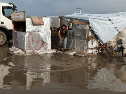 شتاء غزة.. تحذيرات أممية من كارثة إنسانية جديدة