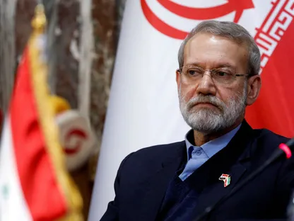 إيران تعلن تشكيل مجلس دفاع جديد وتدمج أجهزة الأمن