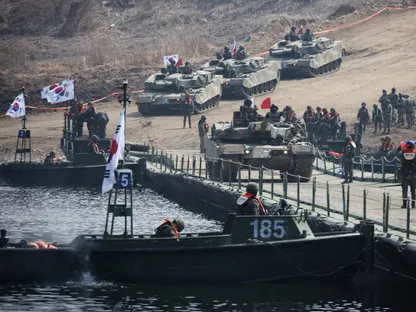 توتر "خطير للغاية" بين الكوريتين.. سول تحذر من احتمال اندلاع "اشتباك عرضي"