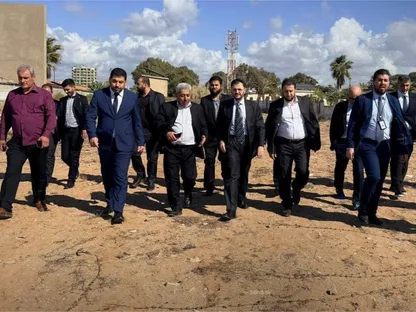 وزير الاتصالات وتقانة المعلومات السوري عبد السلام هيكل يزور موقع إنزال الكابل البحري في منطقة شاطئ الأحلام بطرطوس، للبدء بتنفيذ الاتفاق الموقع بين الشركة السورية للاتصالات وشركة ميدوسا الإسبانية. 25 أكتوبر 2025 - سانا