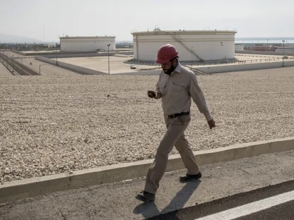 مسؤولون: ترمب دعم ضربة إسرائيلية على حقل "بارس" ويرفض التصعيد ضد "طاقة" إيران