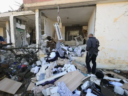 إسرائيل: دفاعاتنا قامت بعملها في ديمونة لكنها فشلت في اعتراض صواريخ إيران